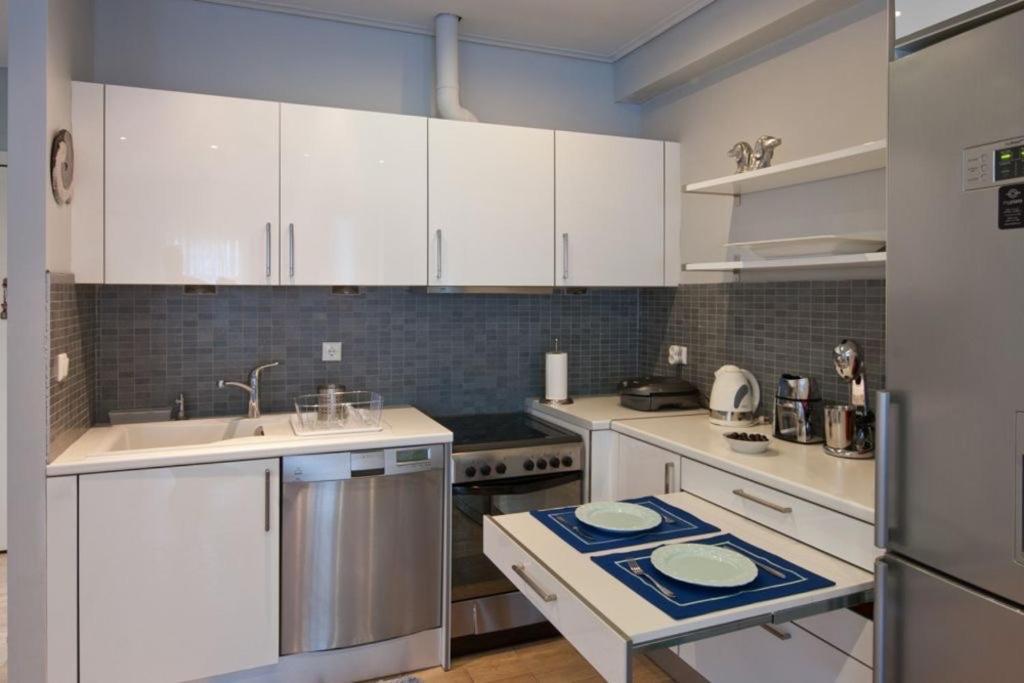 Acropolis Luxury Apartment With Balcony Афіни Екстер'єр фото
